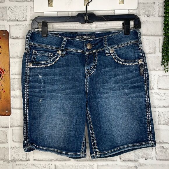 Silver Jean Shorts Suki Embroidered Pockets Midi Mom Shorts Size 26 - Picture 2 of 8